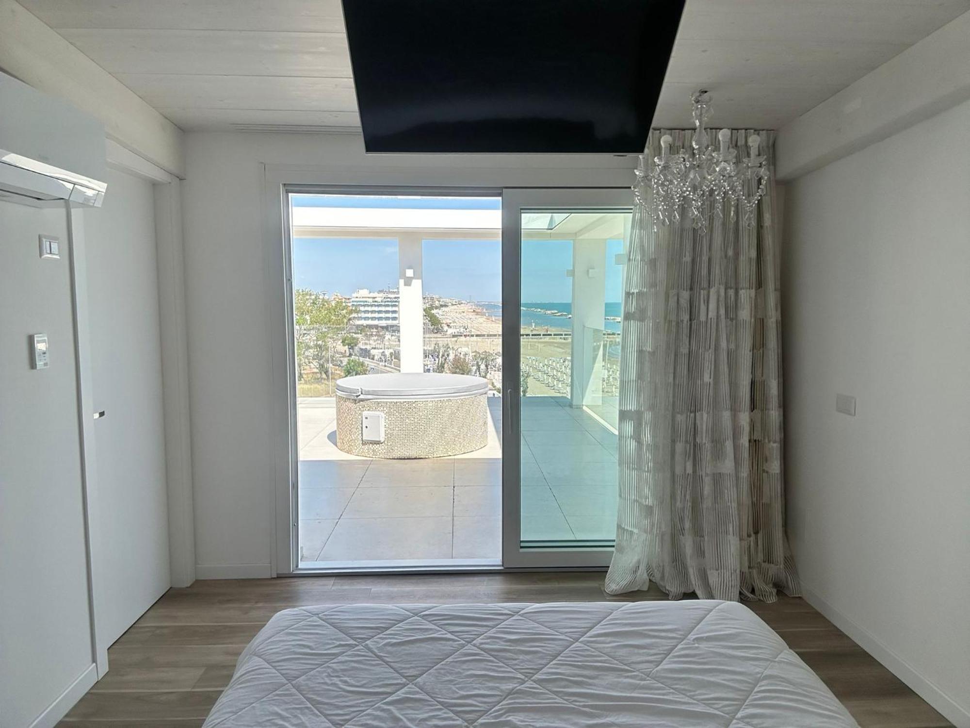 Miami Suite Hotel Bellaria-Igea Marina Exterior foto