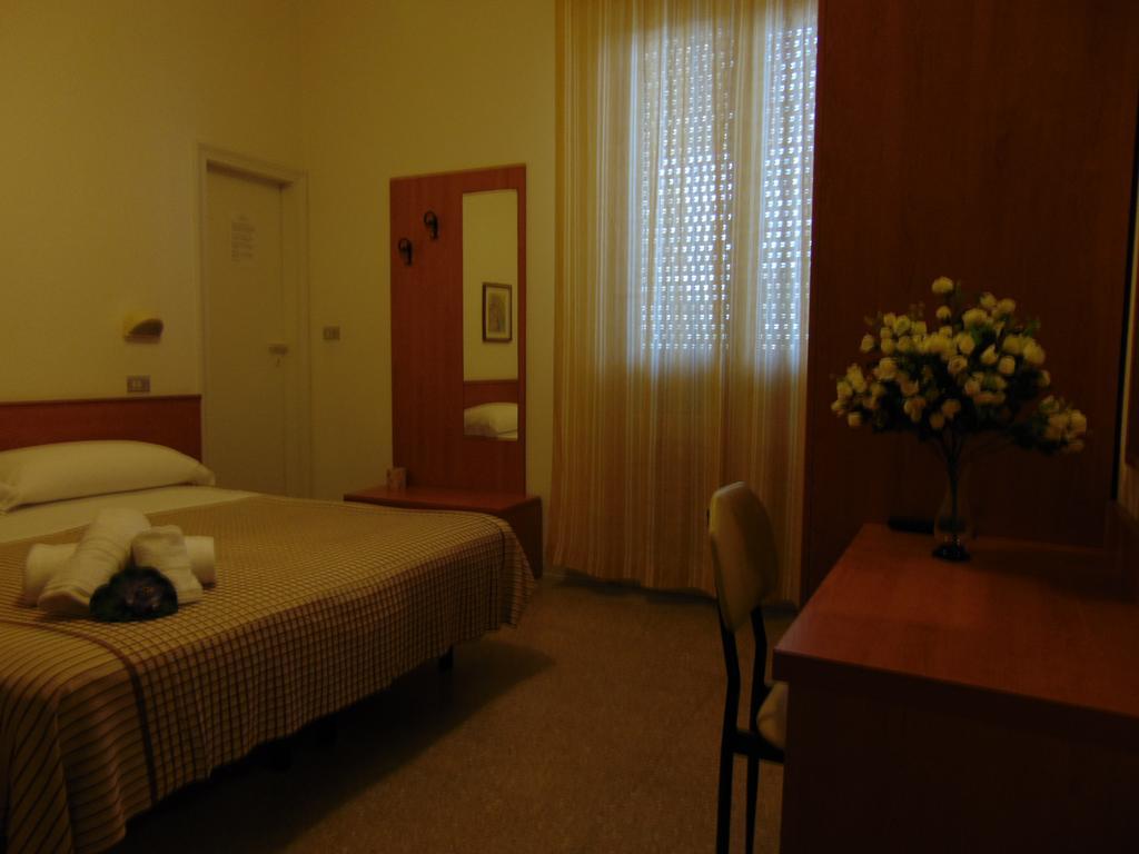 Miami Suite Hotel Bellaria-Igea Marina Exterior foto