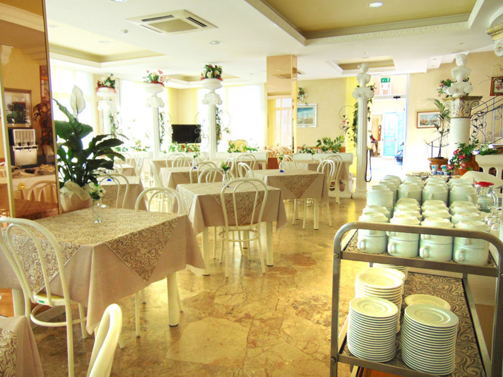 Miami Suite Hotel Bellaria-Igea Marina Exterior foto